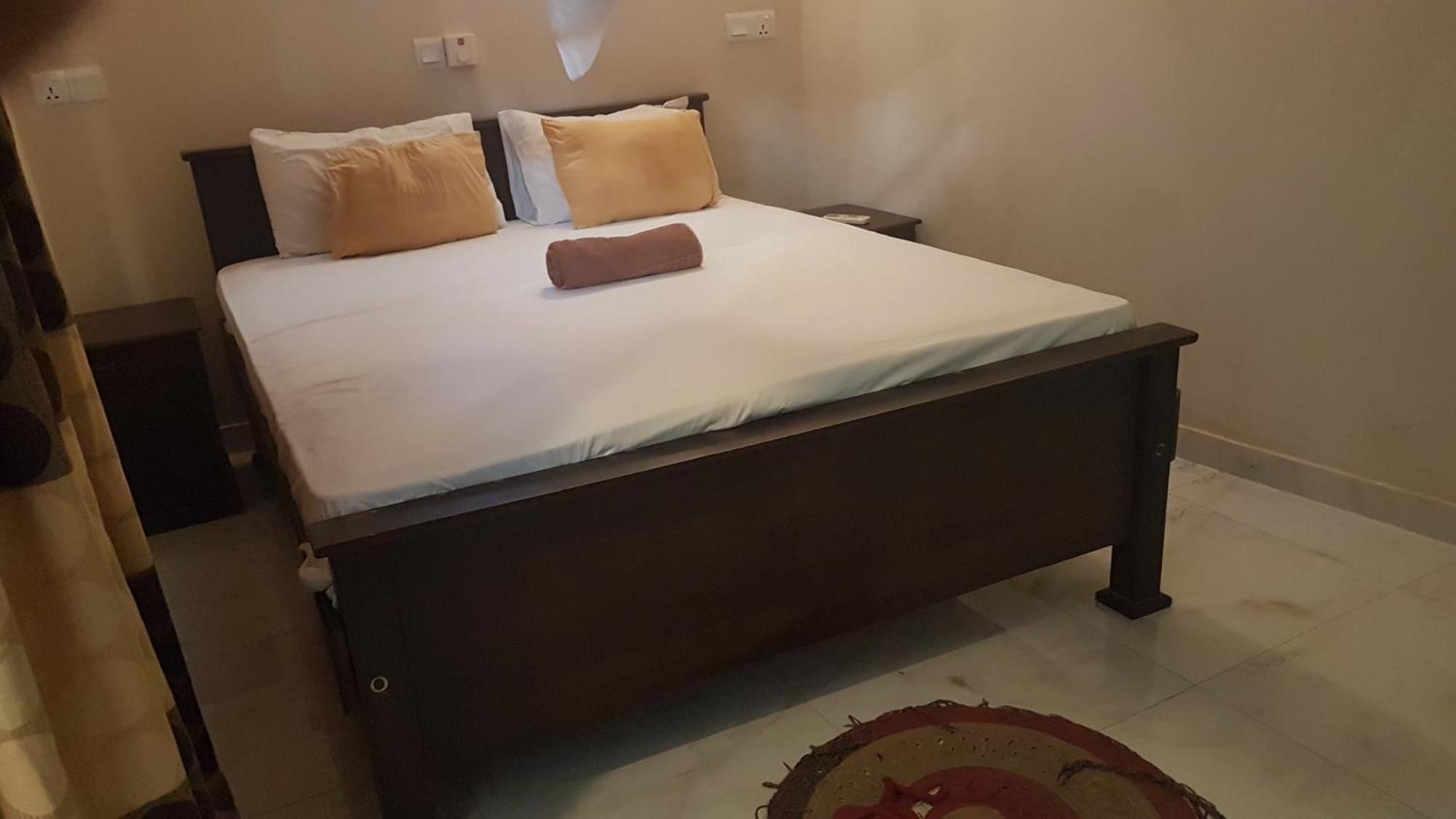 Pinki Nest Hotel Mirissa Luaran gambar