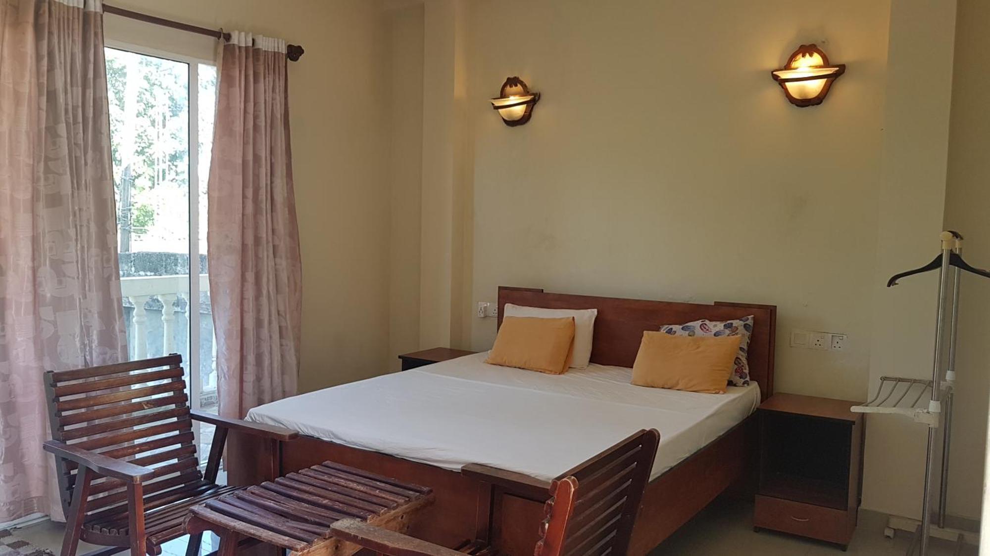 Pinki Nest Hotel Mirissa Luaran gambar