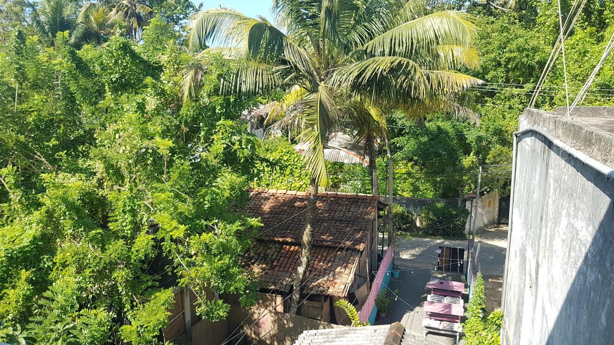 Pinki Nest Hotel Mirissa Luaran gambar